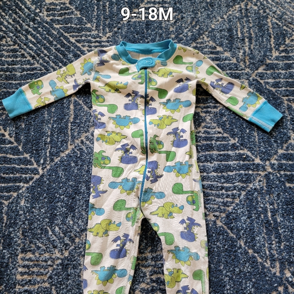Pj's - Picture 4 of 4